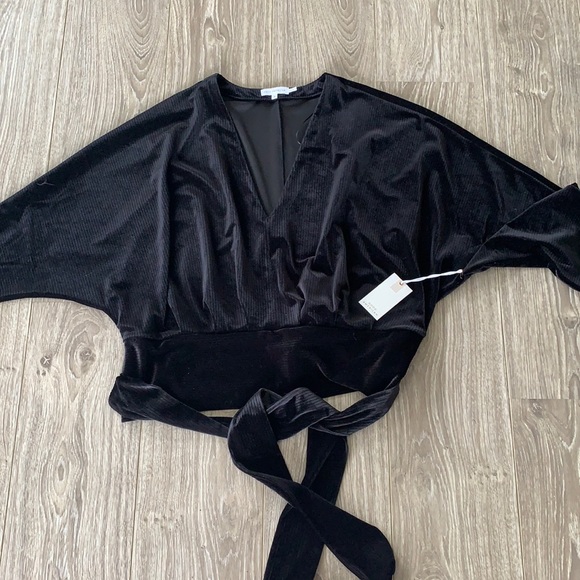 Good American Tops - Good American Dress Up or Down Top